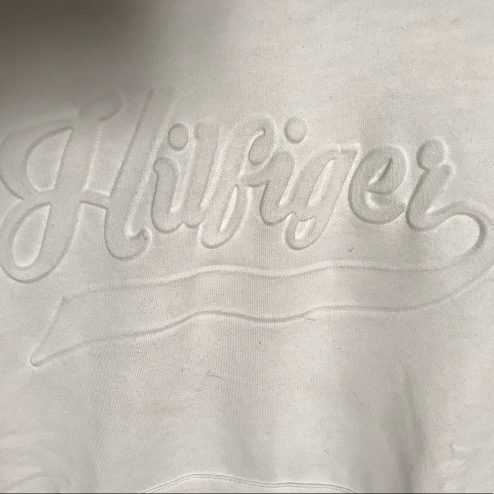 Tommy Hilfiger Sweatshirt NWOT - Picture 2 of 3